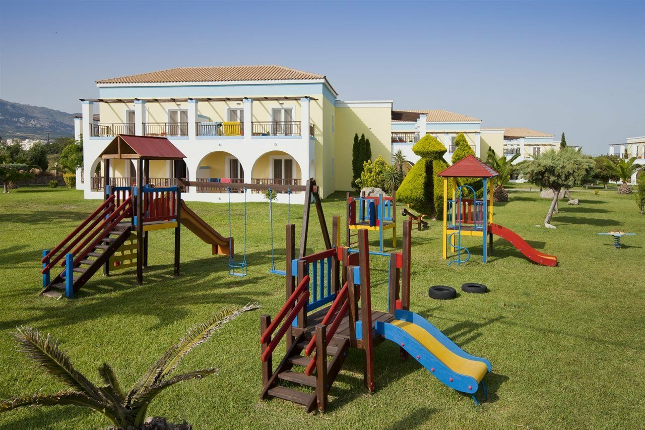 מלון Corali